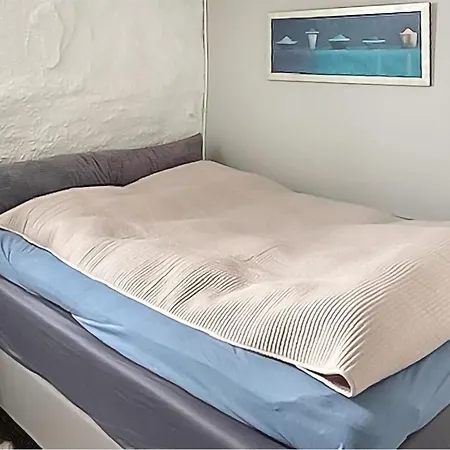 2 Bedroom Gorgeous In S *
